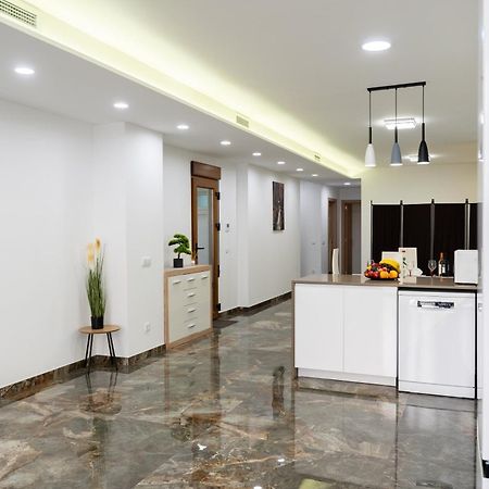 Apartamento Turistico Lux Center Valencia Kültér fotó