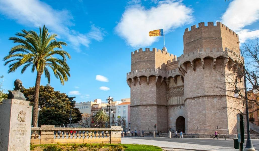 Apartamento Turistico Lux Center Valencia Kültér fotó