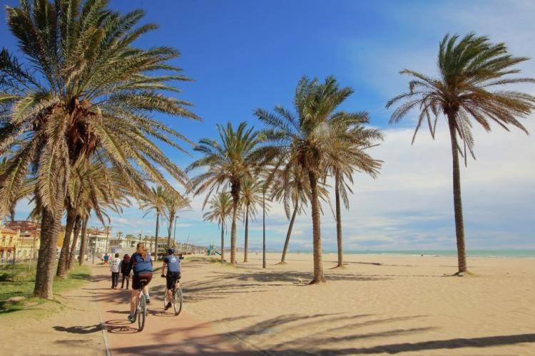 Apartamento Turistico Lux Center Valencia Kültér fotó