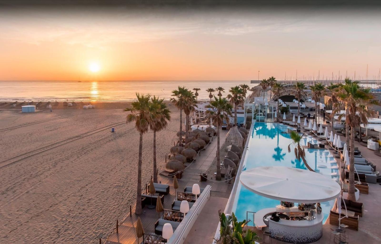 Apartamento Turistico Lux Center Valencia Kültér fotó