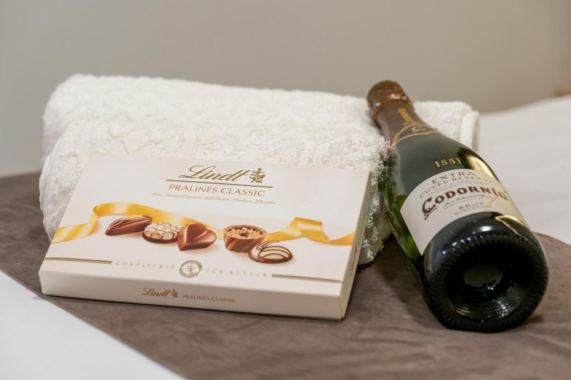 Apartamento Turistico Lux Center Valencia Kültér fotó
