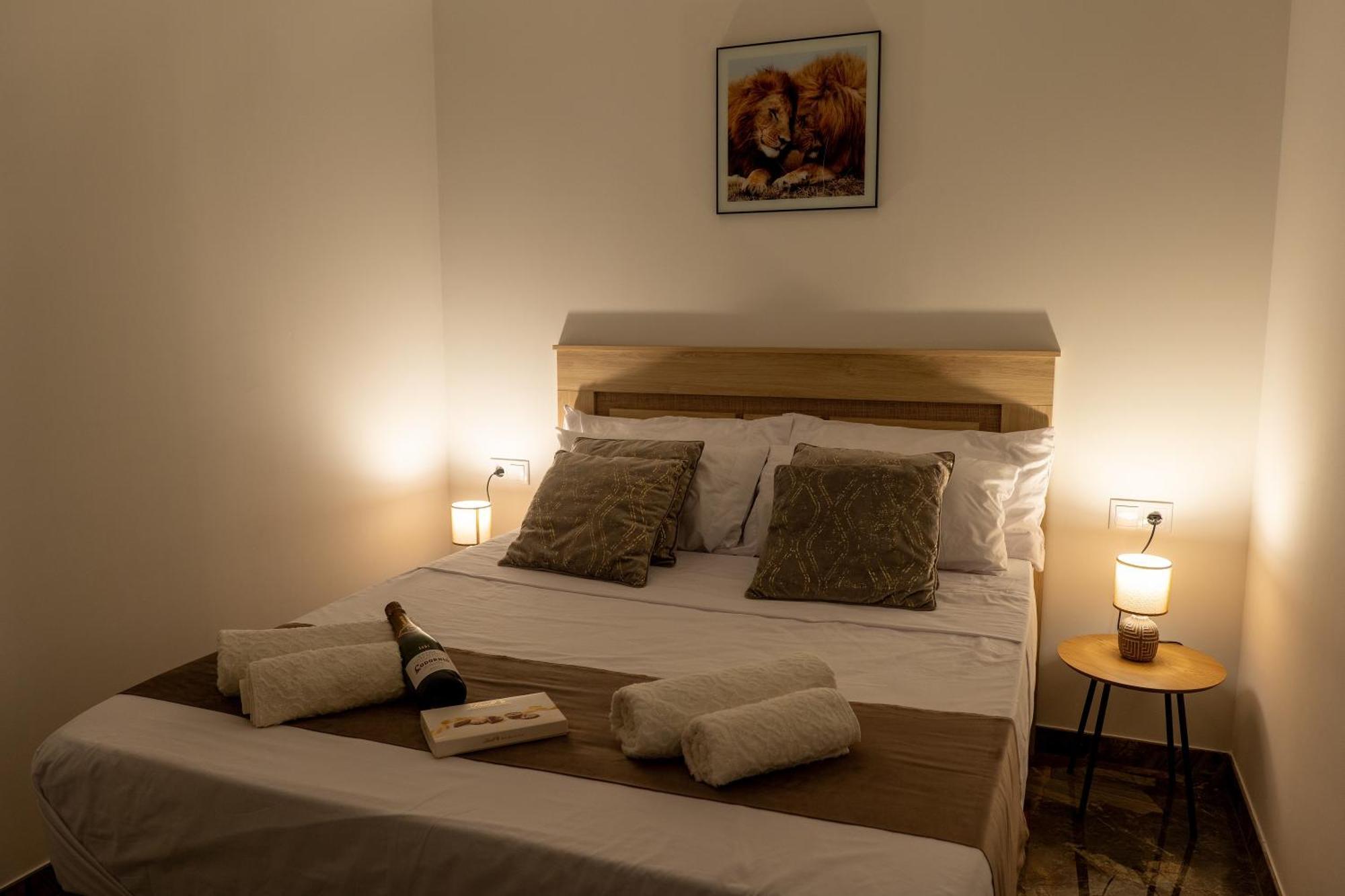 Apartamento Turistico Lux Center Valencia Kültér fotó